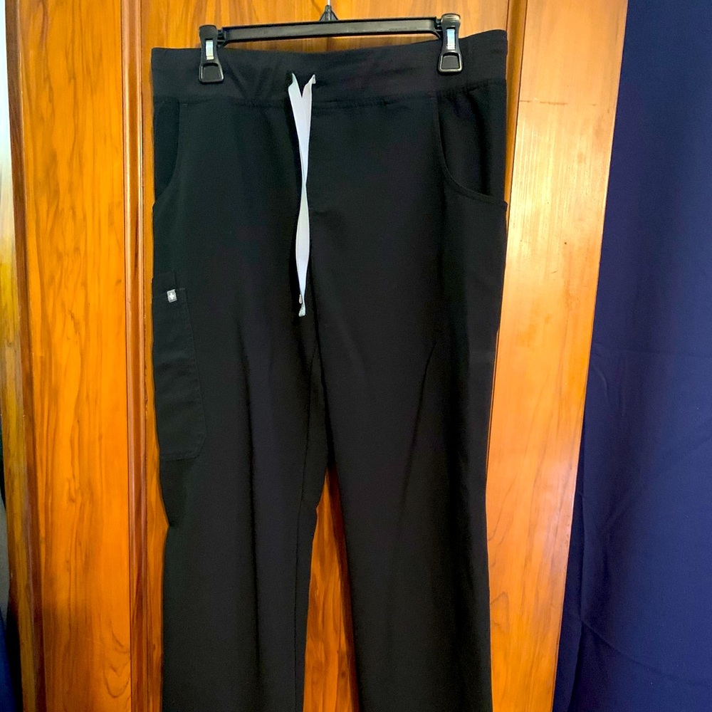 Figs Kade scrub pants